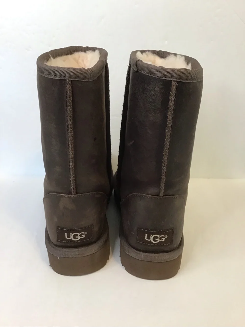 UGG Women’s Chocolate Dark Brown Leather Sherpa Lined Short Winter Boots 6